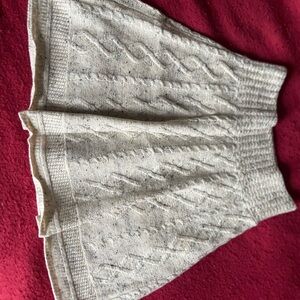 Elegant Cream Cable Knit Skirt
